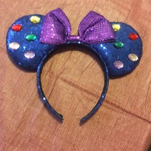 Navy blue Minnie Mouse ears
